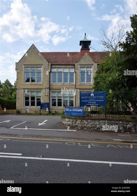 grammar schools in surrey uk